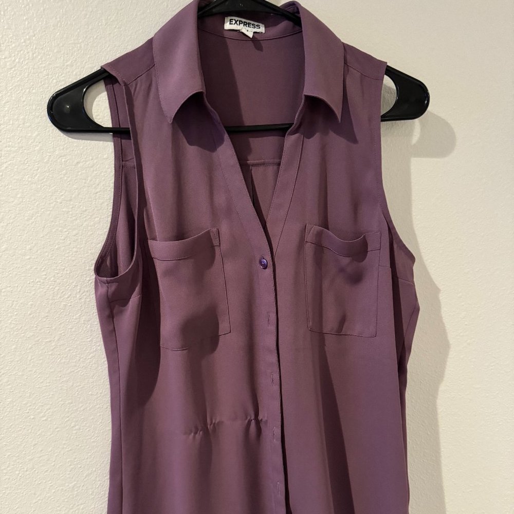 Sleeveless top